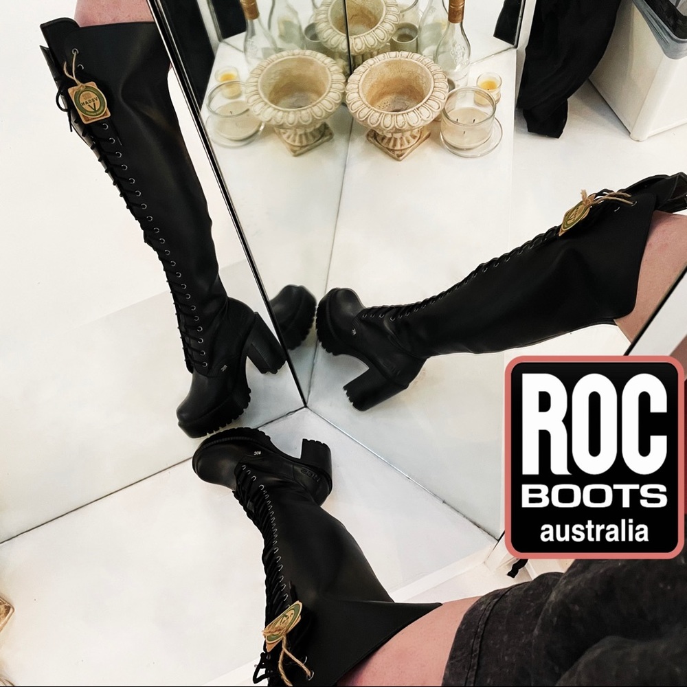 NWT ROC AUSTRALIA THIGH HIGH LAVISH PLATFORM BOOTS